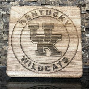 Kentucky Wildcats Wooden Stand with Legs